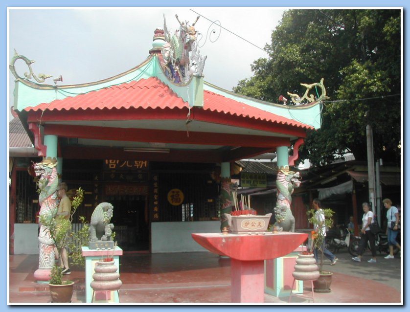 Temple on Chew clan jetty